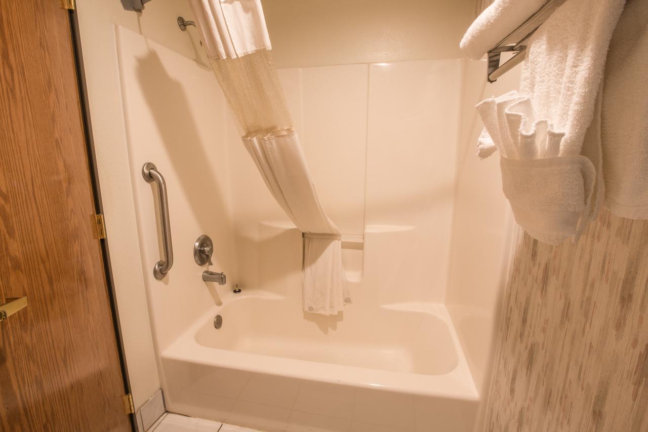 Bridgeway Inn & Suites - Portland Airport Gresham Ngoại thất bức ảnh