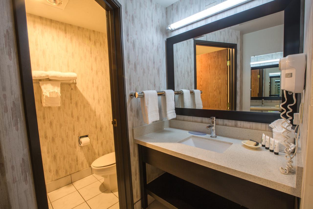 Bridgeway Inn & Suites - Portland Airport Gresham Ngoại thất bức ảnh